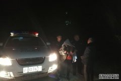 “夜游”女孩深夜迷路,热心民警助其回家