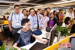 菲律宾新闻官员和记者研修班参访中国新