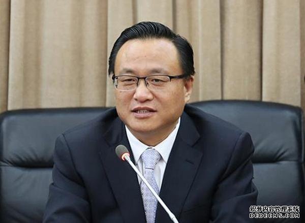 两名副省长先后出任所在省份省会代市长